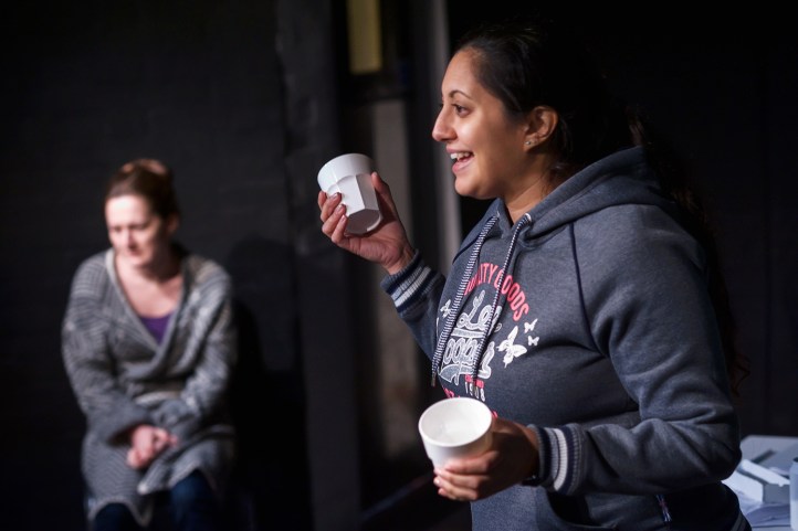 victoria-porter-and-serin-ibrahim-in-gazing-at-a-distant-star-greenwich-theatre-photographer-credit-warren-king-1