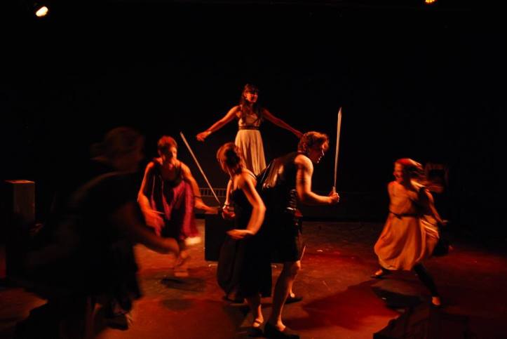 37949196_2165100403518889_652383838382587904_n