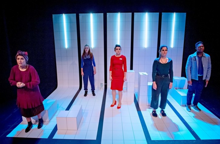 f477cd0c-5370-4db5-9c5c-26649d - resize