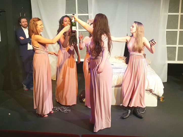 59253045_1482844438518313_1853799221728116736_n